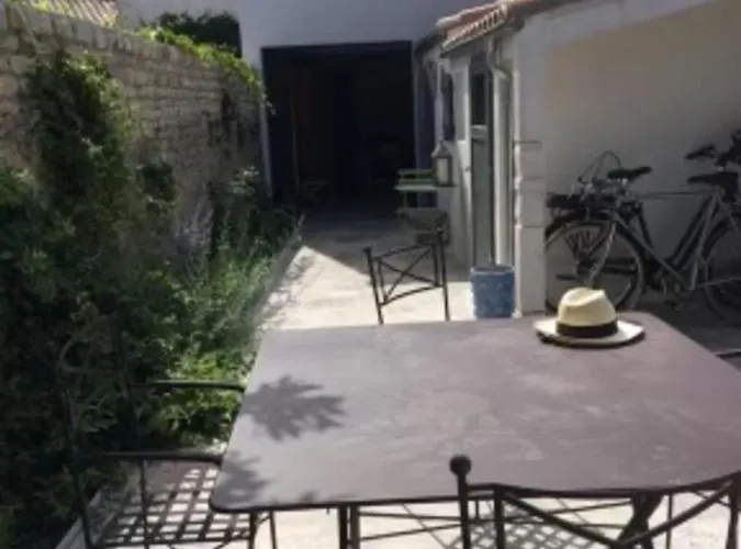 Holiday home Bright House With Garden - Ile De Re Saint-Clement-des-Baleines