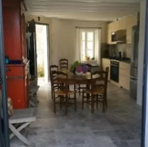 Bright House With Garden - Ile De Re Holiday home