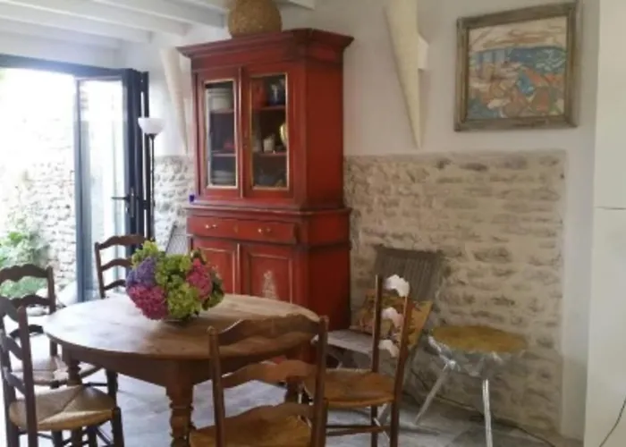 Holiday home Bright House With Garden - Ile De Re *